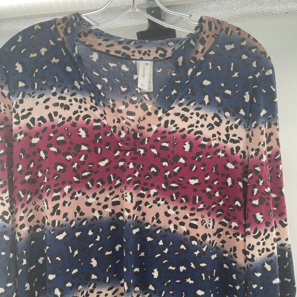 Honeyme Women's Mixed Print Top V-Neck 3/4 Sleeve Multicolor Size Small - Picture 2 of 9